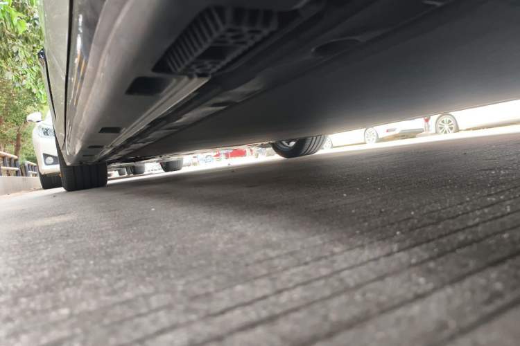 Used Xiaomi Auto SU7 2024 Four-Wheel Drive Ultra-Long Range Advanced Intelligent Driving Max Edition Chassis Rear Left