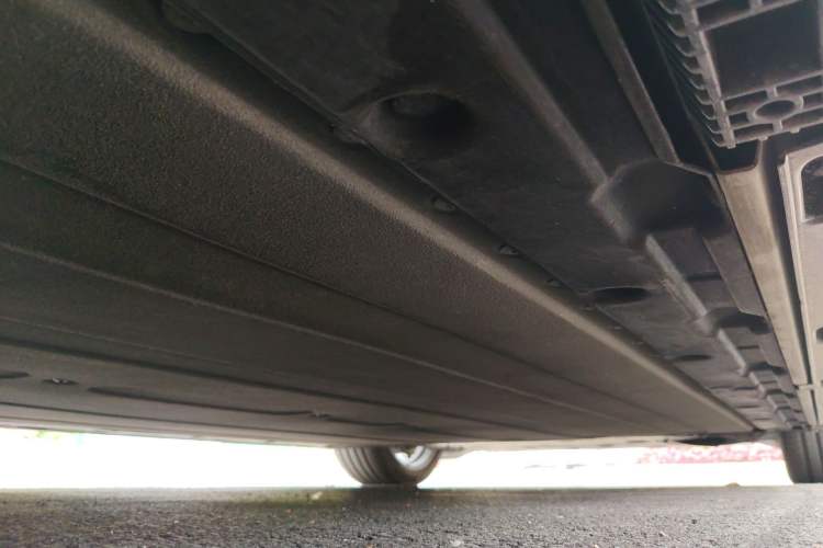 Used Xiaomi Auto SU7 2024 Rear-Drive Long-Range Intelligent Driving Version Chassis Rear Right