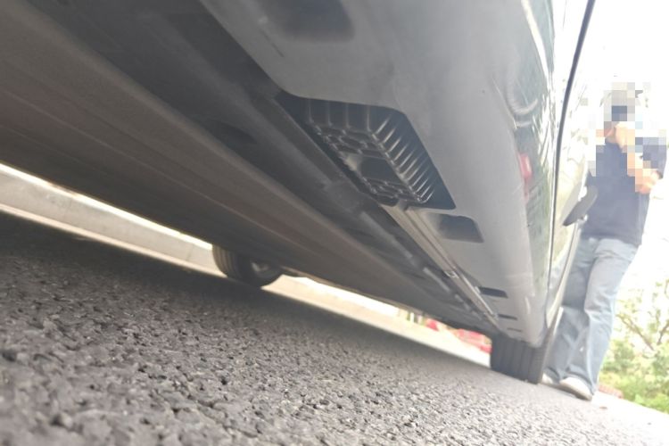 Used Xiaomi Auto SU7 2024 Rear-Drive Long-Range Intelligent Driving Version Chassis Rear Right