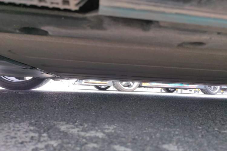 Used Xiaomi Auto SU7 2024 Rear-Drive Long-Range Intelligent Driving Version Chassis Rear Right