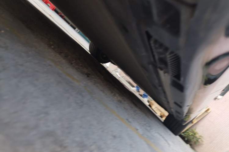 Used Xiaomi Auto SU7 2024 Rear-Drive Ultra-Long Range Advanced Pro-Level Intelligent Driving Version Chassis Rear Right