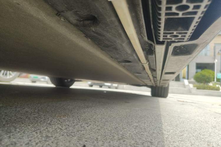 Used Xiaomi Auto SU7 2024 Rear-Drive Ultra-Long Range Advanced Pro-Level Intelligent Driving Version Chassis Rear Right