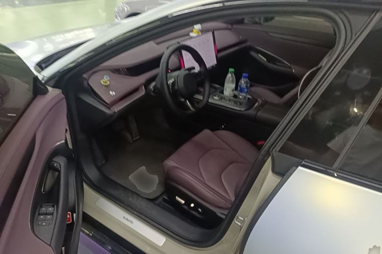 Used Xiaomi Auto SU7 2024 Rear-Drive Ultra-Long Range Advanced Pro-Level Intelligent Driving Version Driver Seat