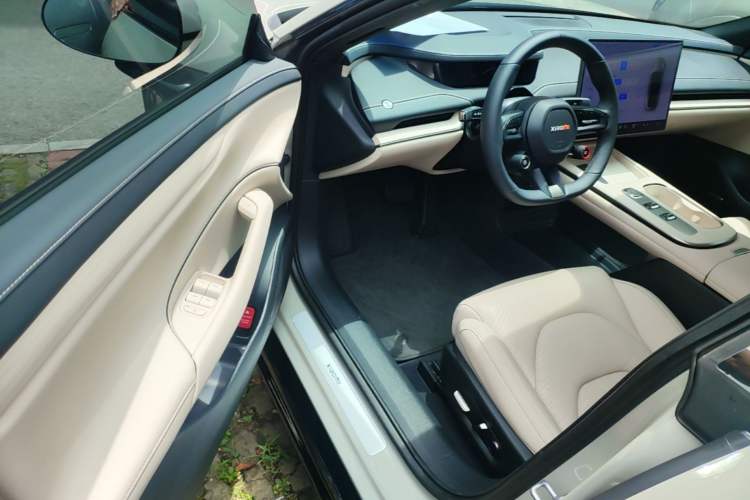 Used Xiaomi Auto SU7 2024 Rear-Drive Long-Range Intelligent Driving Version Driver Seat