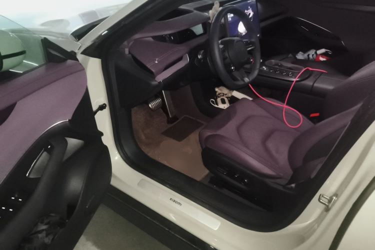 Used Xiaomi Auto SU7 2024 Four-Wheel Drive Ultra-Long Range Advanced Intelligent Driving Max Edition Driver Seat