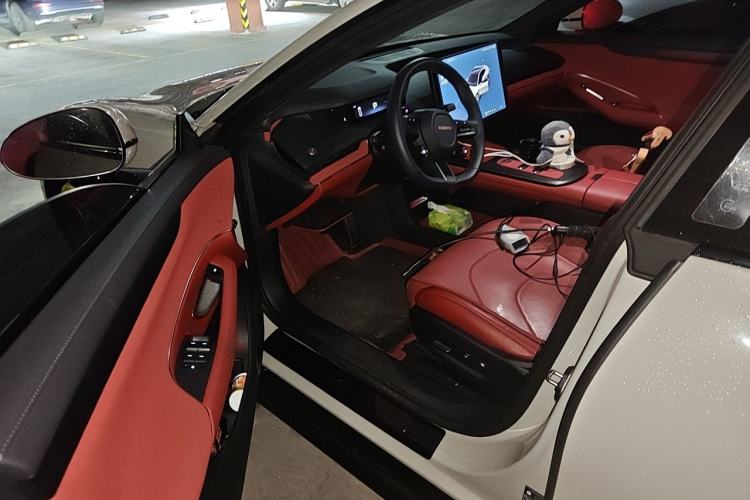 Used Xiaomi Auto SU7 2024 Rear-Drive Long-Range Intelligent Driving Version Driver Seat