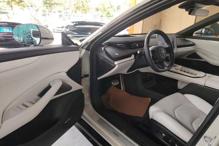 Used Xiaomi Auto SU7 2024 Four-Wheel Drive Ultra-Long Range Advanced Intelligent Driving Max Edition Driver Seat