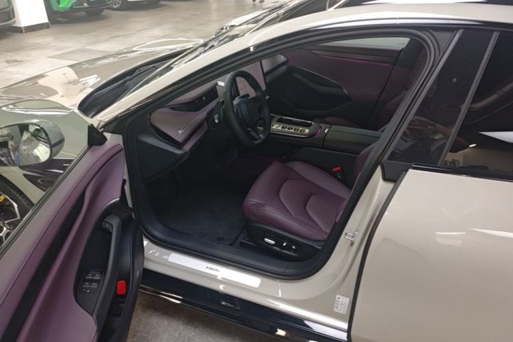 Used Xiaomi Auto SU7 2024 Rear-Drive Ultra-Long Range Advanced Pro-Level Intelligent Driving Version Driver Seat