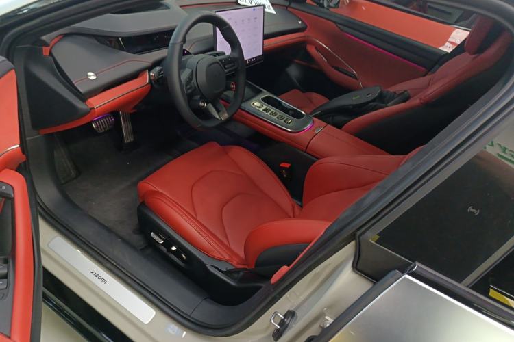 Used Xiaomi Auto SU7 2024 Four-Wheel Drive Ultra-Long Range Advanced Intelligent Driving Max Edition Driver Seat