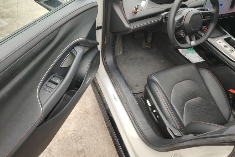 Used Xiaomi Auto SU7 2024 Rear-Drive Standard Founder Edition Driver Seat