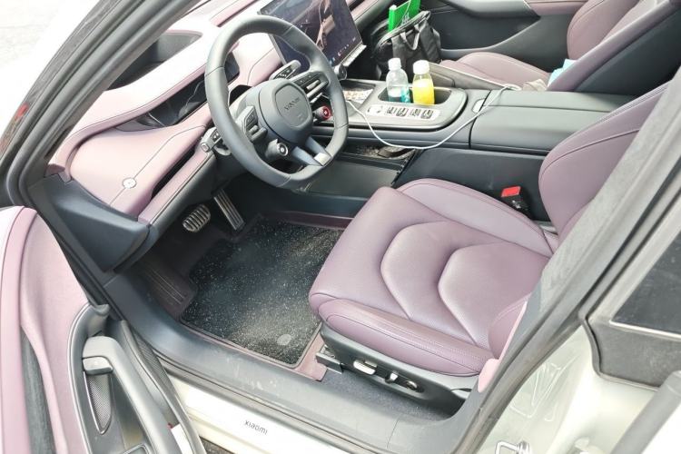 Used Xiaomi Auto SU7 2024 Four-Wheel Drive Ultra-Long Range Advanced Intelligent Driving Max Edition Driver Seat