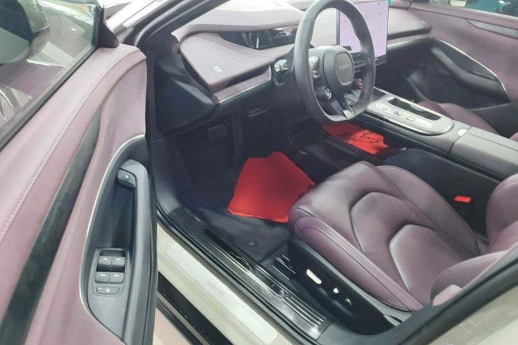Used Xiaomi Auto SU7 2024 Rear-Drive Long-Range Intelligent Driving Version Driver Seat