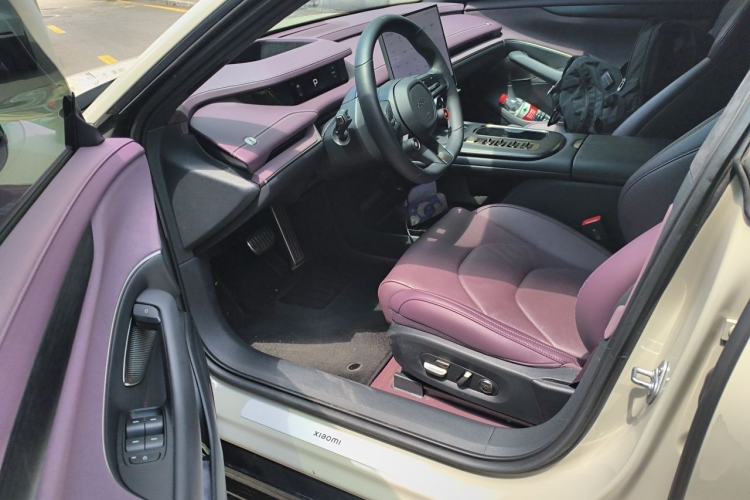 Used Xiaomi Auto SU7 2024 Four-Wheel Drive Ultra-Long Range Advanced Intelligent Driving Max Edition Driver Seat