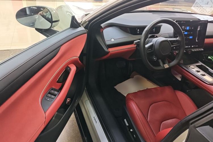 Used Xiaomi Auto SU7 2024 Rear-Drive Long-Range Intelligent Driving Version Driver Seat
