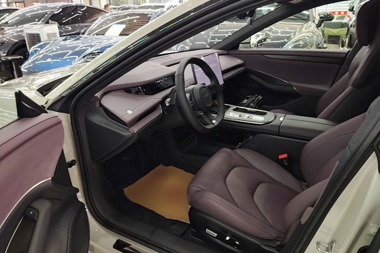 Used Xiaomi Auto SU7 2024 Rear-Drive Long-Range Intelligent Driving Version Driver Seat