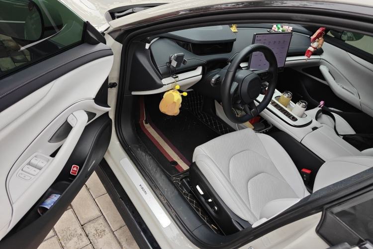 Used Xiaomi Auto SU7 2024 Rear-Drive Ultra-Long Range Advanced Pro-Level Intelligent Driving Version Driver Seat