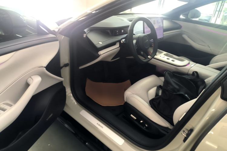 Used Xiaomi Auto SU7 2024 Rear-Drive Long-Range Intelligent Driving Version Driver Seat