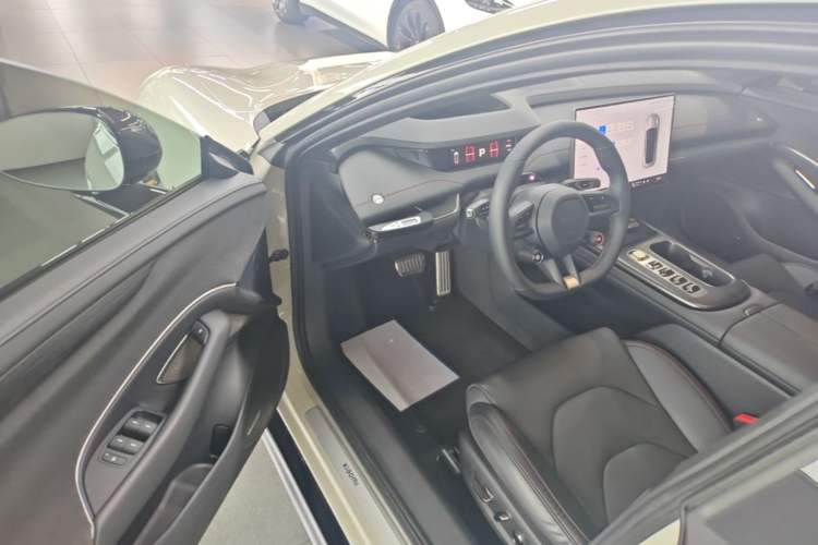 Used Xiaomi Auto SU7 2024 Four-Wheel-Drive Max Founder's Edition Driver Seat