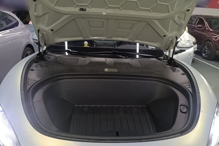 Used Xiaomi Auto SU7 2024 Rear-Drive Ultra-Long Range Advanced Pro-Level Intelligent Driving Version Engine Bay