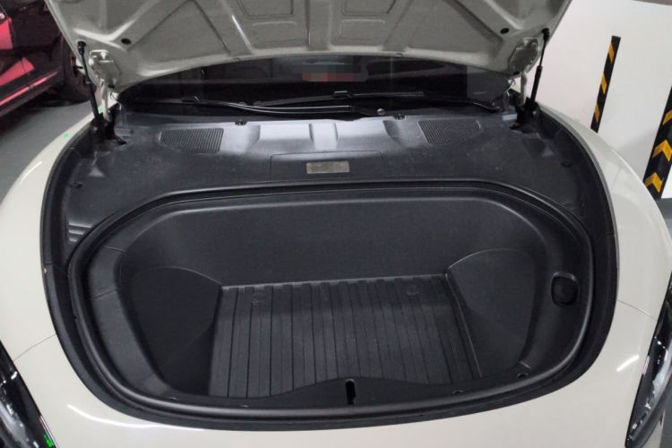 Used Xiaomi Auto SU7 2024 Four-Wheel Drive Ultra-Long Range Advanced Intelligent Driving Max Edition Engine Bay
