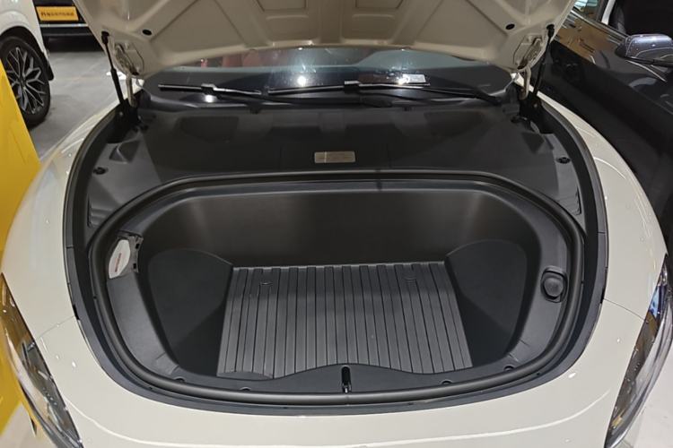 Used Xiaomi Auto SU7 2024 Rear-Drive Ultra-Long Range Advanced Pro-Level Intelligent Driving Version Engine Bay