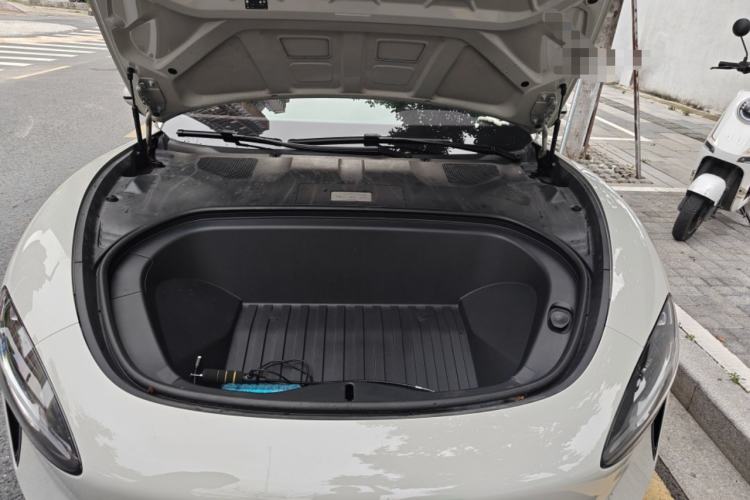 Used Xiaomi Auto SU7 2024 Rear-Drive Long-Range Intelligent Driving Version Engine Bay