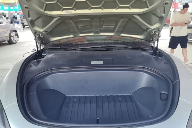Used Xiaomi Auto SU7 2024 Rear-Drive Ultra-Long Range Advanced Pro-Level Intelligent Driving Version Engine Bay