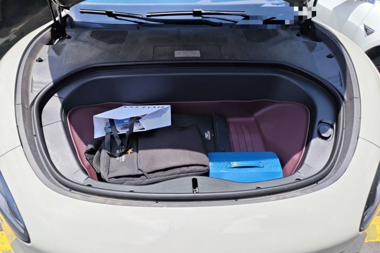 Used Xiaomi Auto SU7 2024 Four-Wheel Drive Ultra-Long Range Advanced Intelligent Driving Max Edition Engine Bay