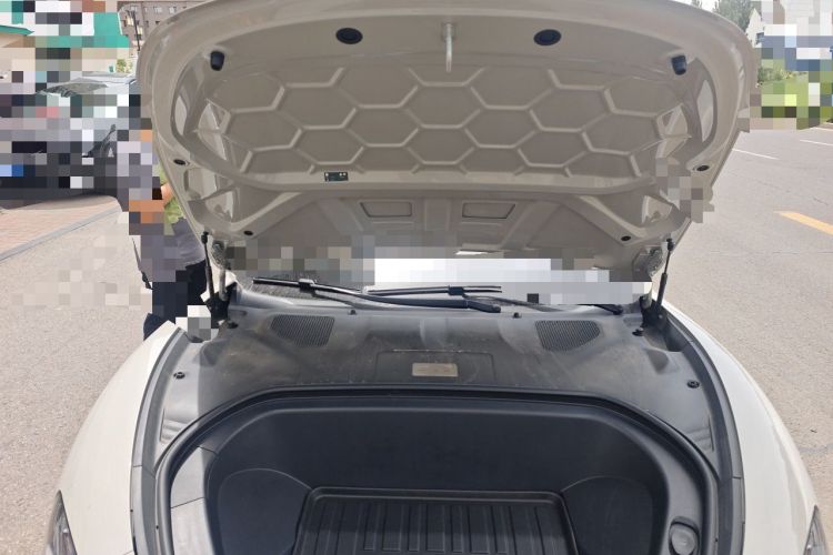 Used Xiaomi Auto SU7 2024 Rear-Drive Long-Range Intelligent Driving Version Engine Bay