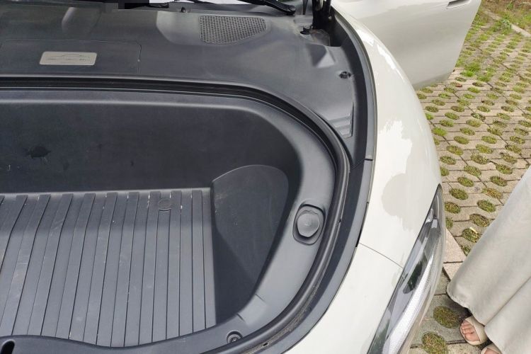 Used Xiaomi Auto SU7 2024 Rear-Drive Ultra-Long Range Advanced Pro-Level Intelligent Driving Version Engine Bay Left