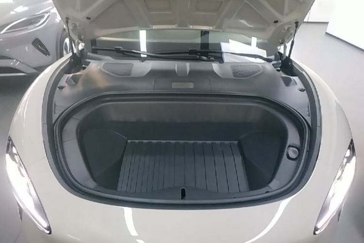 Used Xiaomi Auto SU7 2024 Rear-Drive Ultra-Long Range Advanced Pro-Level Intelligent Driving Version Engine Bay