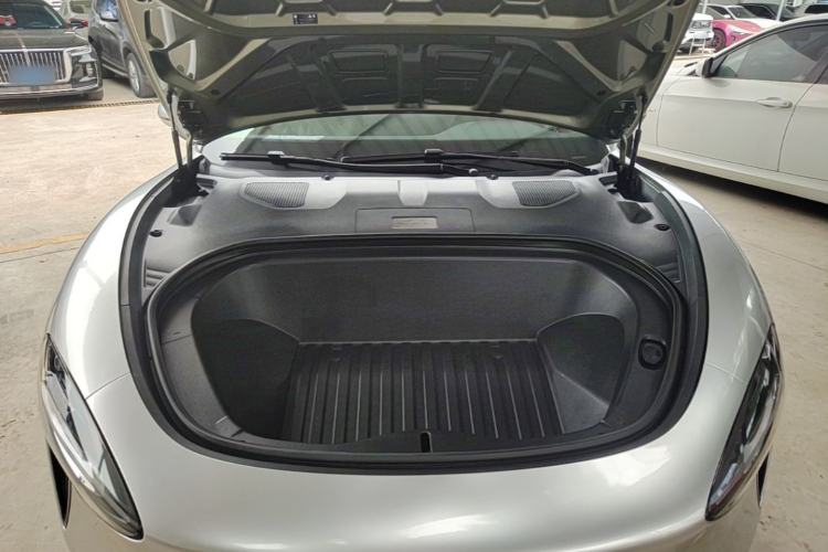 Used Xiaomi Auto SU7 2024 Rear-Drive Ultra-Long Range Advanced Pro-Level Intelligent Driving Version Engine Bay
