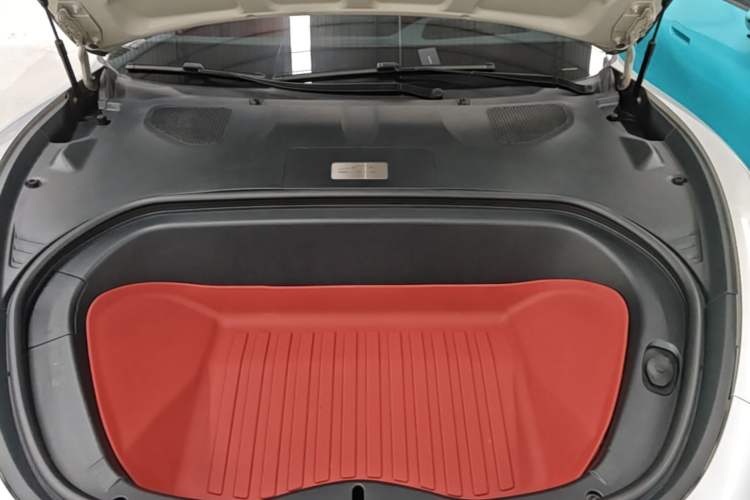 Used Xiaomi Auto SU7 2024 Four-Wheel Drive Ultra-Long Range Advanced Intelligent Driving Max Edition Engine Bay