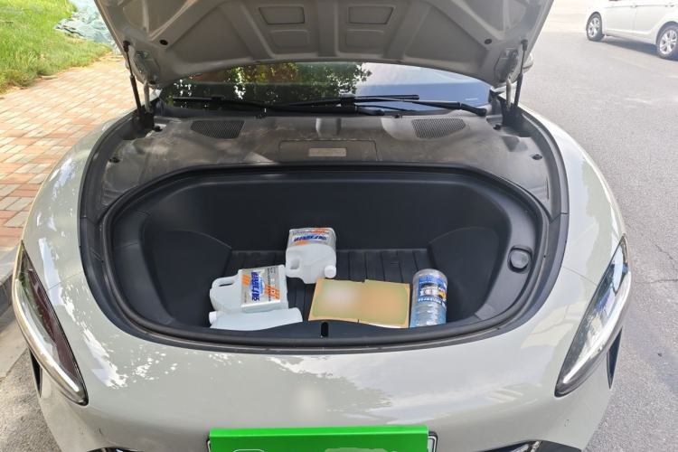 Used Xiaomi Auto SU7 2024 Rear-Drive Long-Range Intelligent Driving Version Engine Bay