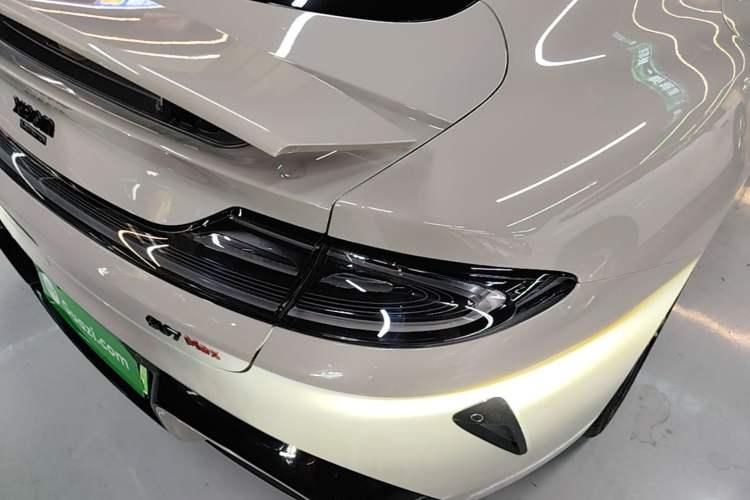 Used Xiaomi Auto SU7 2024 Four-Wheel Drive Ultra-Long Range Advanced Intelligent Driving Max Edition Exterior 1