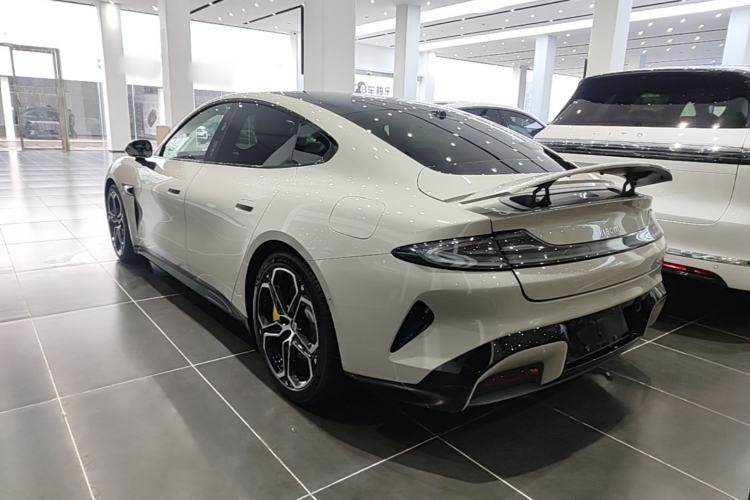 Used Xiaomi Auto SU7 2024 Four-Wheel Drive Ultra-Long Range Advanced Intelligent Driving Max Edition Exterior 2