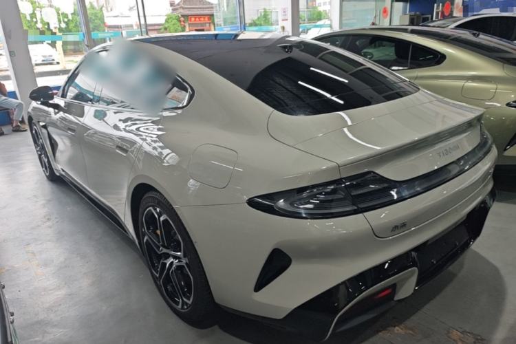 Used Xiaomi Auto SU7 2024 Four-Wheel Drive Ultra-Long Range Advanced Intelligent Driving Max Edition Exterior 2