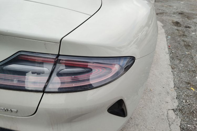 Used Xiaomi Auto SU7 2024 Rear-Drive Standard Founder Edition Exterior 3