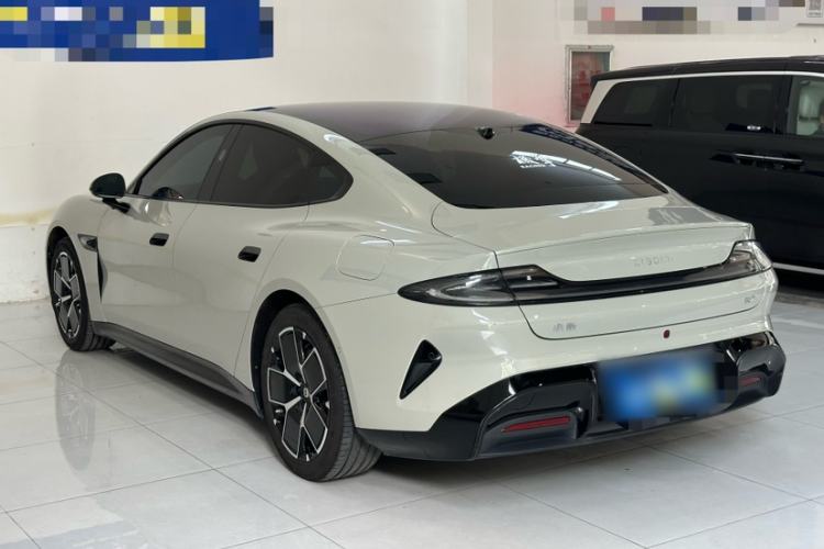 Used Xiaomi Auto SU7 2024 Rear-Drive Long-Range Intelligent Driving Version Exterior 3