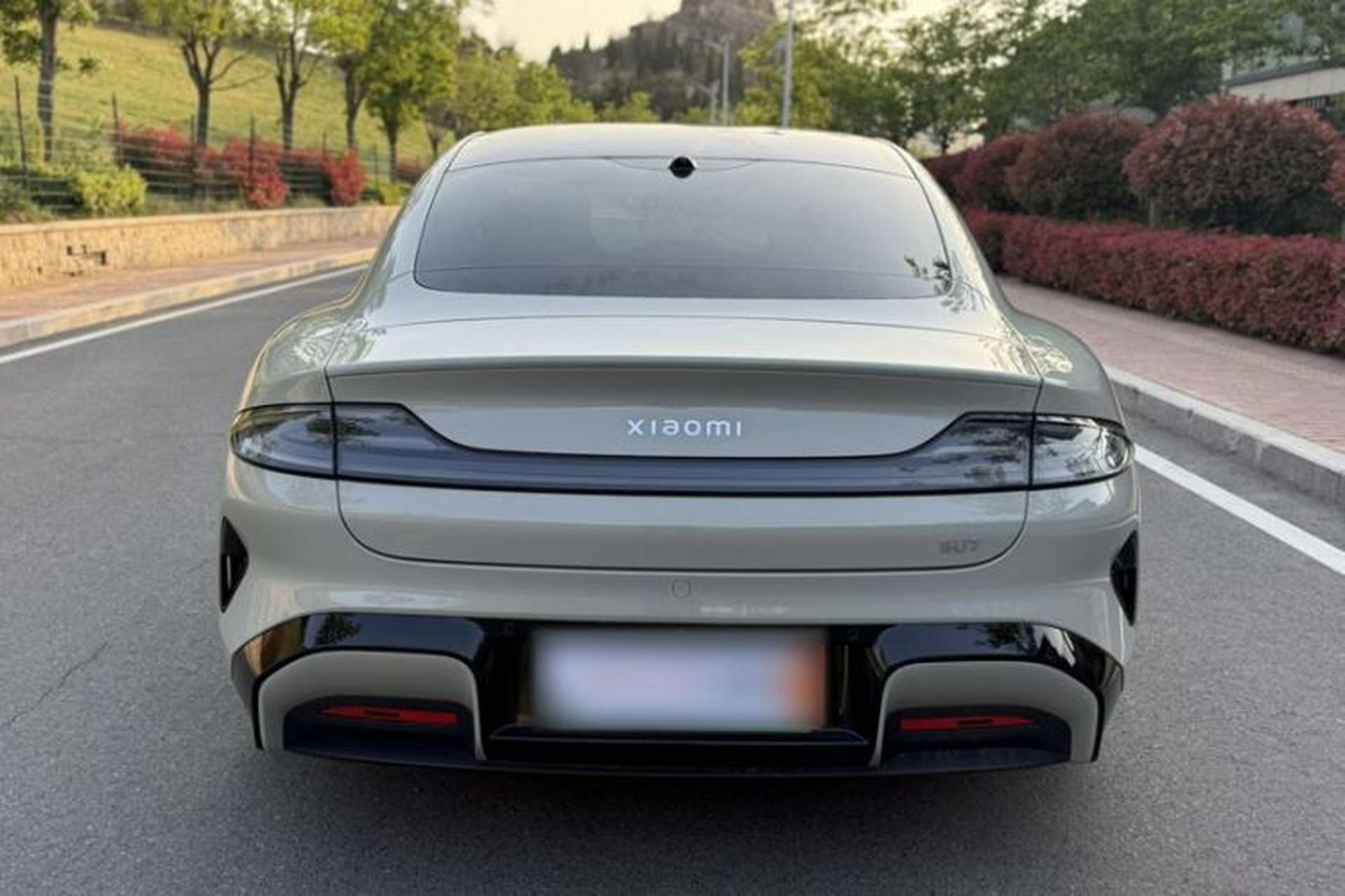 Used Xiaomi Auto SU7 2024 Rear-Drive Long-Range Intelligent Driving Version Exterior 4