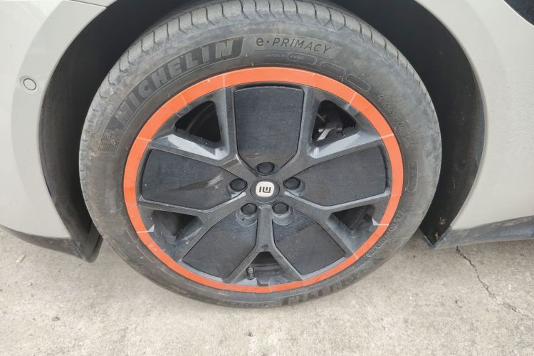 Used Xiaomi Auto SU7 2024 Rear-Drive Standard Founder Edition Exterior 4