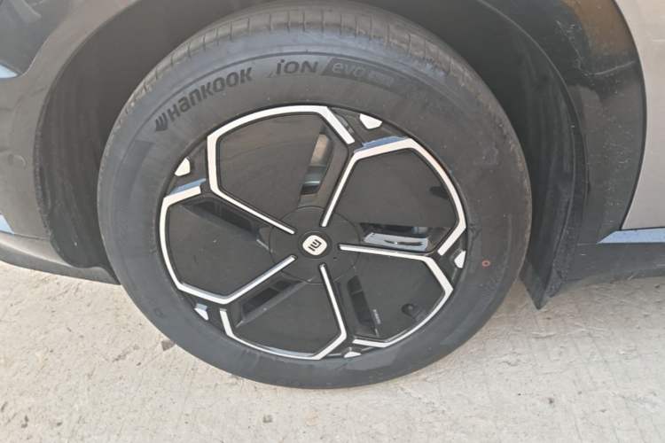 Used Xiaomi Auto SU7 2024 Rear-Drive Long-Range Intelligent Driving Version Exterior 5