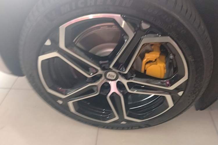 Used Xiaomi Auto SU7 2024 Four-Wheel Drive Ultra-Long Range Advanced Intelligent Driving Max Edition Exterior 5