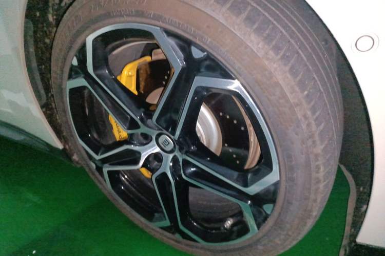 Used Xiaomi Auto SU7 2024 Rear-Drive Long-Range Intelligent Driving Version Exterior 7