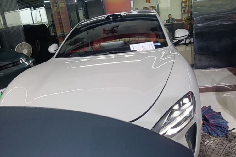Used Xiaomi Auto SU7 2024 Four-Wheel Drive Ultra-Long Range Advanced Intelligent Driving Max Edition Front