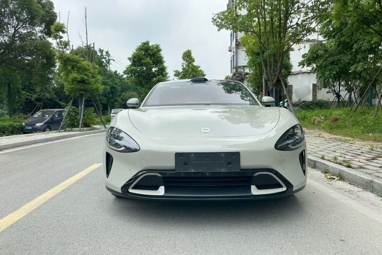 Used Xiaomi Auto SU7 2024 Rear-Drive Ultra-Long Range Advanced Pro-Level Intelligent Driving Version Front