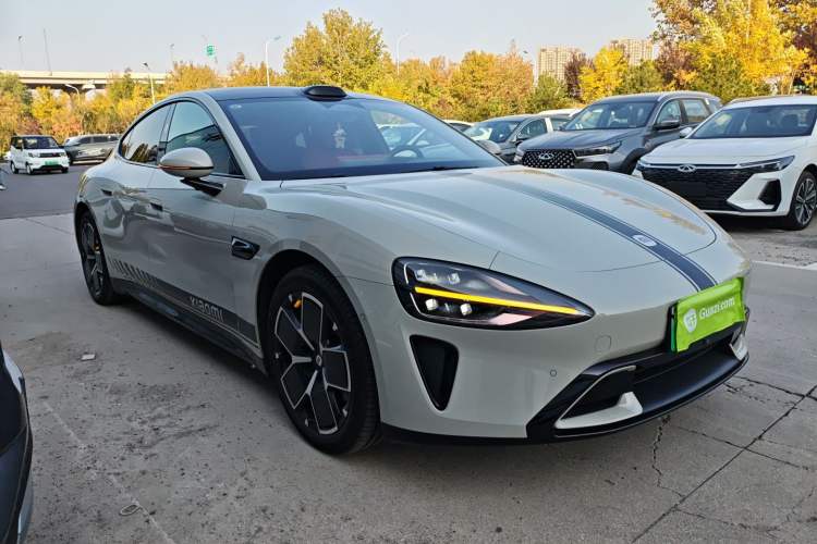 Used Xiaomi Auto SU7 2024 Rear-Drive Ultra-Long Range Advanced Pro-Level Intelligent Driving Version Front Right 45 Deg