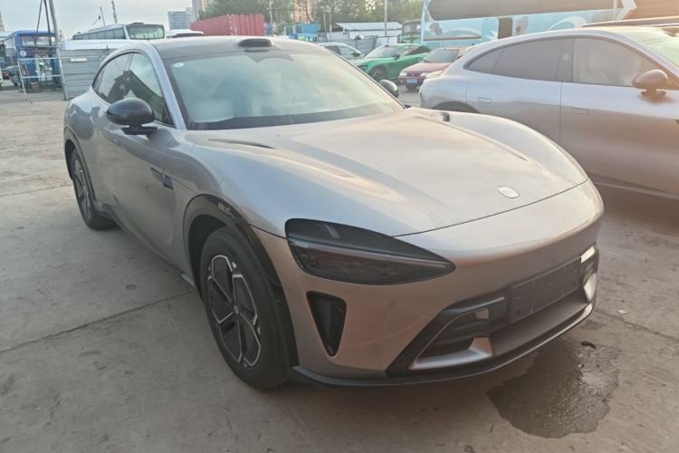 Used Xiaomi Auto SU7 2024 Rear-Drive Long-Range Intelligent Driving Version Front Right 45 Deg