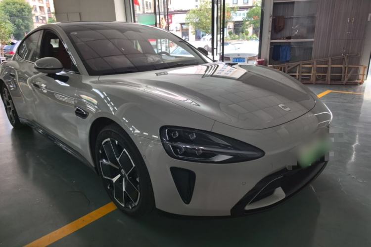 Used Xiaomi Auto SU7 2024 Rear-Drive Long-Range Intelligent Driving Version Front Right 45 Deg