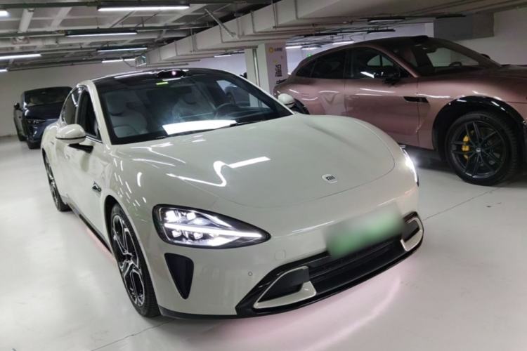 Used Xiaomi Auto SU7 2024 Four-Wheel Drive Ultra-Long Range Advanced Intelligent Driving Max Edition Front Right 45 Deg
